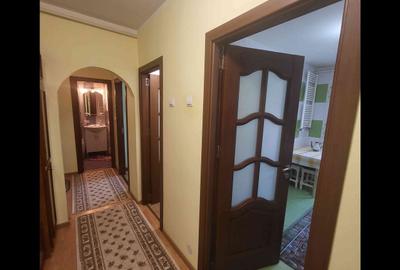 Apartament cu 2 camere decomandat în Energiei - 3