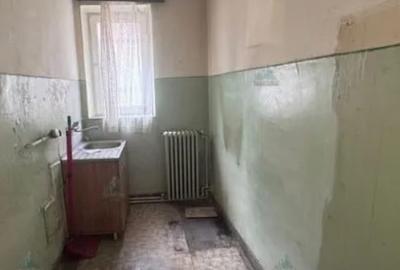 Apartament cu 3 camere semidecomandat în Ultracentral - 2
