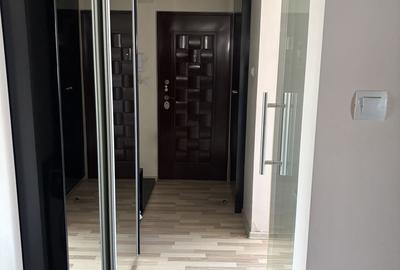 Apartament cu 2 camere decomandat în Carpați 2