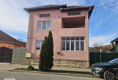 Casă cu 4 camere cu Teren 150 Mp în Central - 6