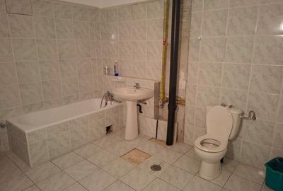 Apartament cu 4 camere decomandat, mobilat în Central - 8