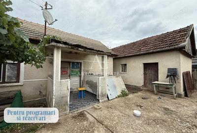 Casă cu 2 camere cu Teren 3861 Mp în Șumugiu - 1