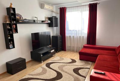 Apartament cu 3 camere decomandat în Nicolina