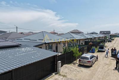 Casă individuală cu 3 camere cu Teren 260 Mp în Berceni - 1