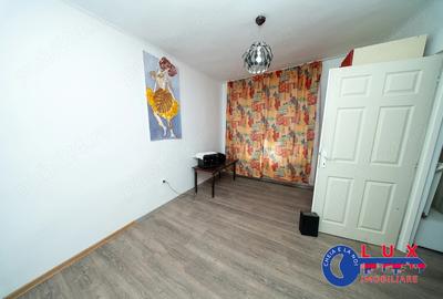 Casă cu 2 camere cu Teren 100 Mp în Babadag - 1