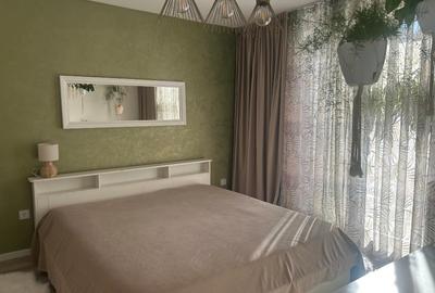 Apartament cu 3 camere semidecomandat, mobilat în Florești