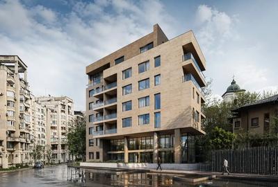 Apartament cu 3 camere decomandat în Unirii