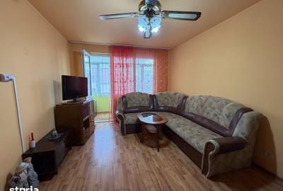 Apartament cu 2 camere semidecomandat în Micro 4