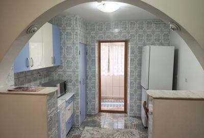 Apartament cu 3 camere decomandat în Sfântu Ilie