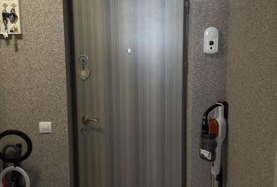Apartament cu 2 camere decomandat în Micro 19 - 1