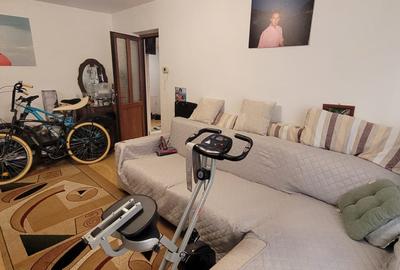 Apartament cu 3 camere decomandat în Craiter - 2