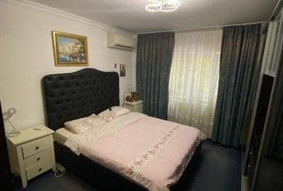 Apartament cu 3 camere decomandat în Cotroceni