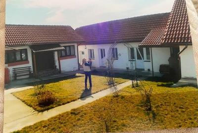 Casă individuală cu 5 camere cu Canalizare în Arsuri - 3