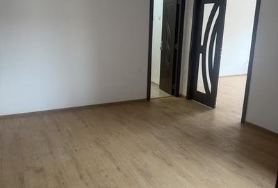 Apartament semidecomandat în Universitate