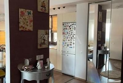 Apartament cu 2 camere decomandat, mobilat în Borhanci