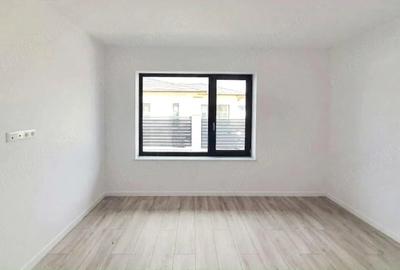 Casă cu 3 camere cu Teren 371 Mp în Păulești - 8