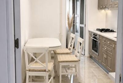 Apartament cu 3 camere decomandat în Letea - 3