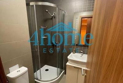 Apartament cu 3 camere, mobilat în Regie