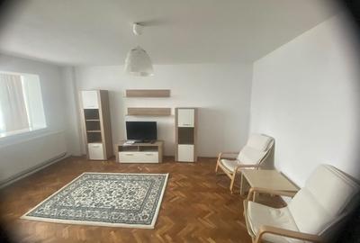 Apartament cu 2 camere decomandat în Banca Națională