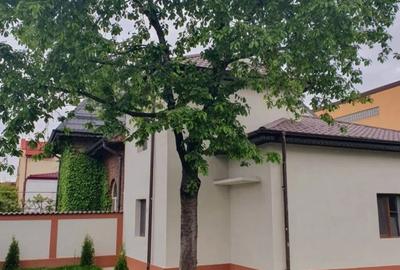 Casă cu 4 camere cu Teren 410 Mp în Central - 9