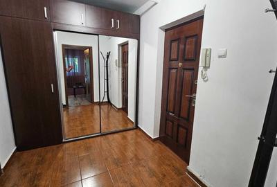 Apartament cu 2 camere semidecomandat în Apărătorii Patriei - 6