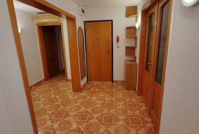 Apartament cu 4 camere decomandat, mobilat în Titan - 10