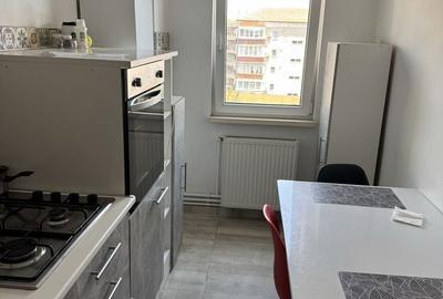 Apartament cu 3 camere decomandat, mobilat în Complex Studențesc - 2