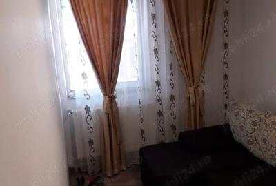 Apartament cu 2 camere semidecomandat în Voineasa