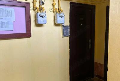 Apartament cu 3 camere semidecomandat în Central