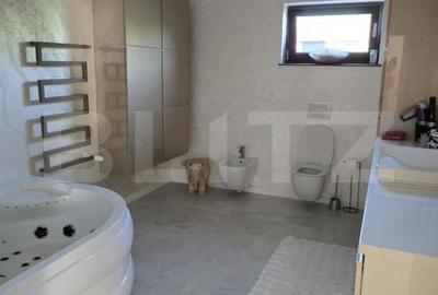 Casă cu 3 camere în Șendreni