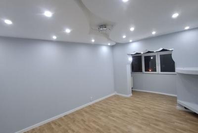 Apartament cu 4 camere decomandat în Central - 1