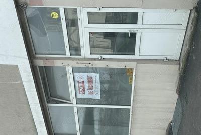 Spațiu comercial, de 55 mp, în Centru Civic - 1