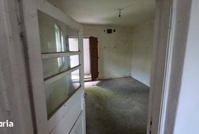Casă cu 6 camere cu Teren 1444 Mp în Central - 3