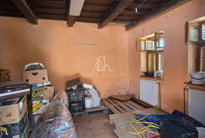 Casă cu 5 camere cu Teren 800 Mp în Vânători - 2