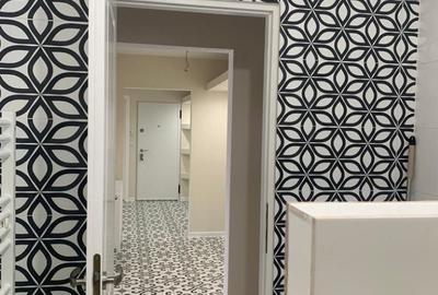 Apartament cu 3 camere decomandat în Girocului