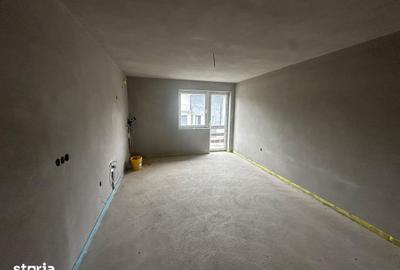 Casă cu 5 camere cu Teren 727 Mp în Central