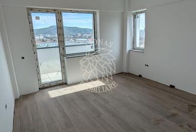Apartament cu 2 camere semidecomandat în Nord