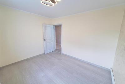 Apartament cu 2 camere semidecomandat în 9 Mai - 11