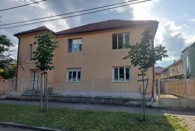 Casa mare de vanzare in Calea Sagului - 1