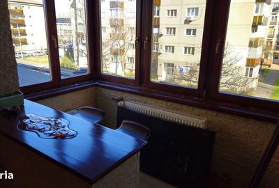 Apartament cu 3 camere decomandat în Rogerius - 12
