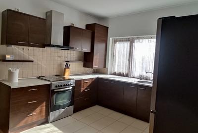 Casă individuală cu 4 camere cu Teren 187 Mp în 1 Decembrie - 4