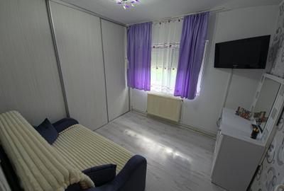 Apartament cu 2 camere semidecomandat, mobilat în Inel I - 11