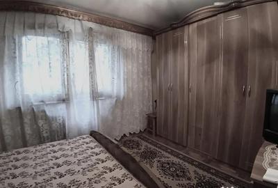 Apartament cu 3 camere decomandat în George Enescu - 4