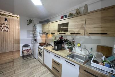 Apartament de 3 camere, decomandat, 74mp, zona Centrala Apahida - 2