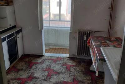 Apartament 2 camere decomandat Kiseleff Drobeta Tr Severin - 10