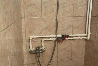 Inchiriez camera de camin - 5