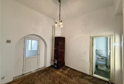 Apartament cu 2 camere decomandat în Universitate - 2