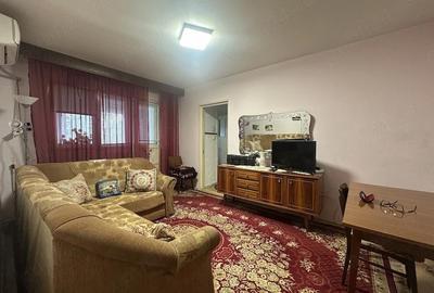 Apartament cu 3 camere semidecomandat în Malu Roșu