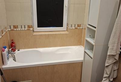 Apartament cu 3 camere, mobilat în Central - 12