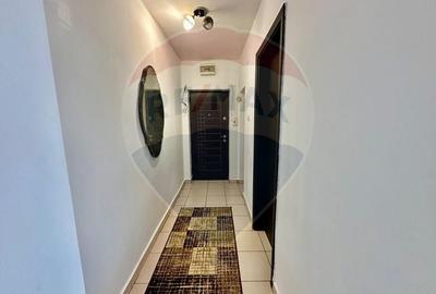 Vanzare apartament 3 camere zona Crangasi - 11